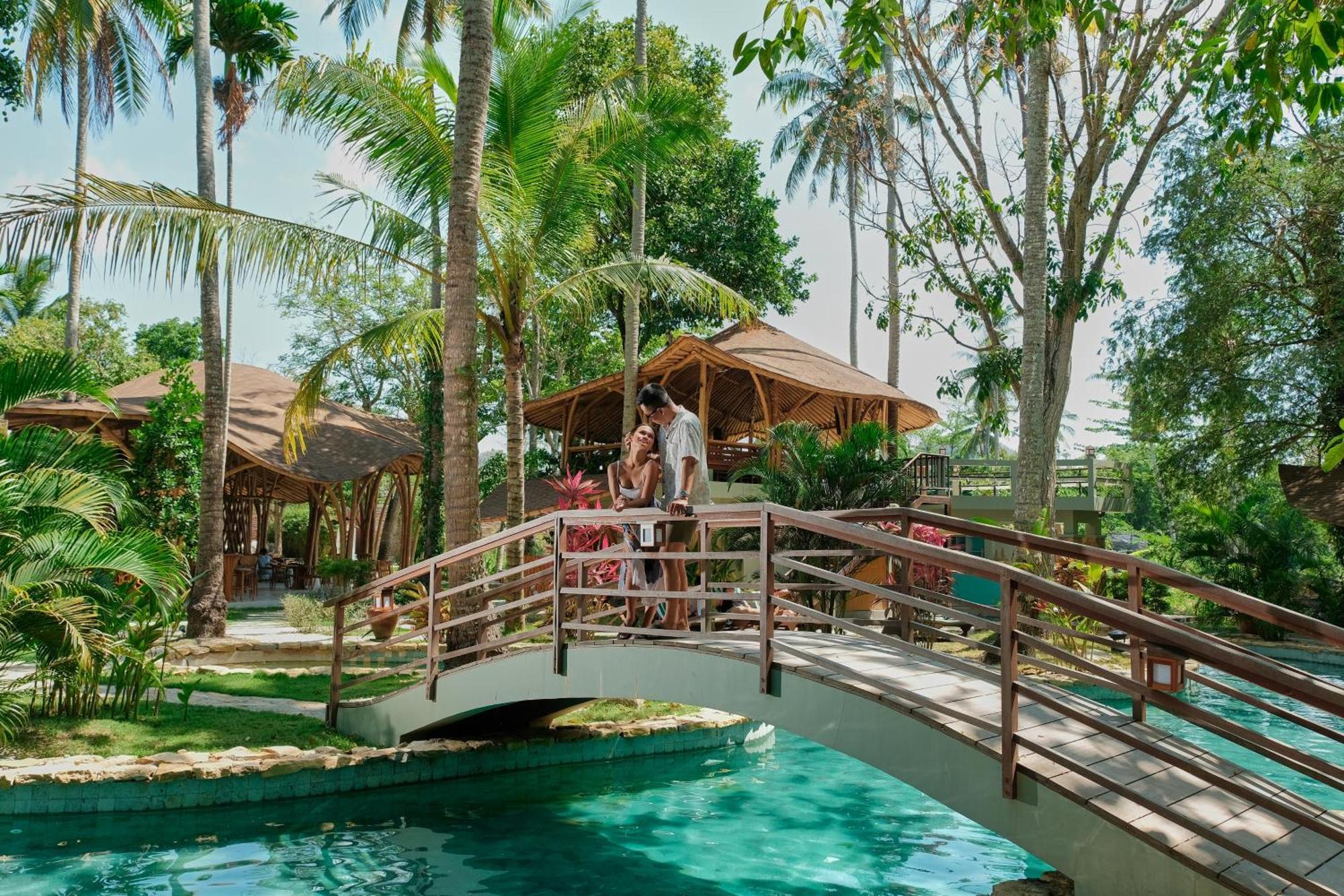 Tropik Resort Lombok Selong Belanak Exterior foto
