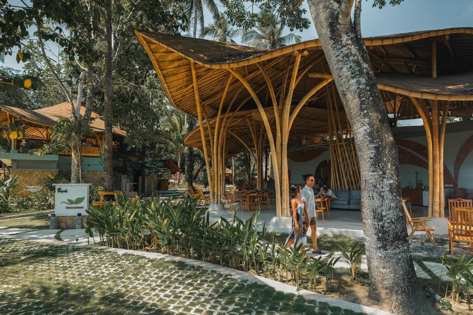 Tropik Resort Lombok Selong Belanak Exterior foto